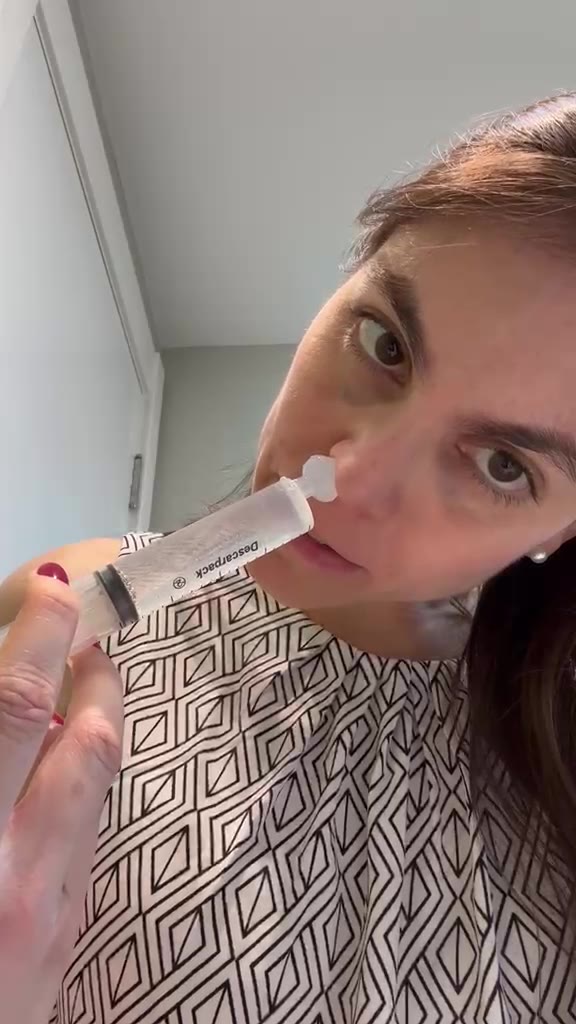 Capa do vídeo: Lavagem nasal com seringa